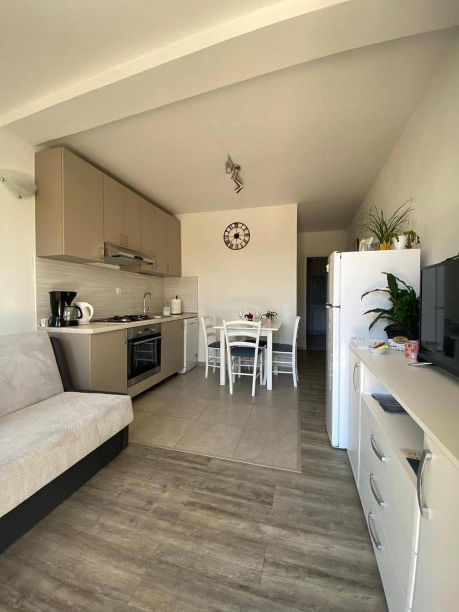 Rural Apartment Ante Drniš Exteriör bild